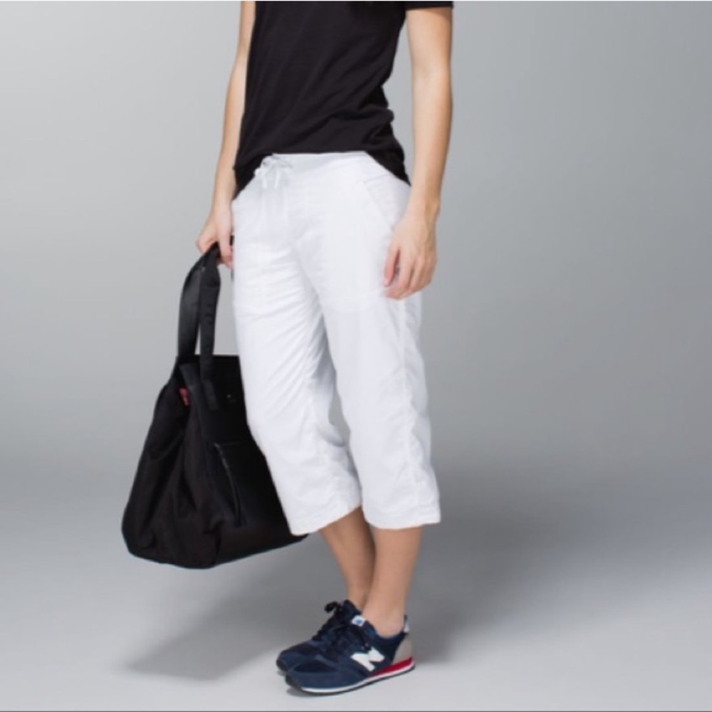 Lululemon White Dance Studio Lined Cropped Pants